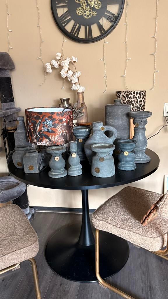 Brynxz woondecoratie, Huis en Inrichting, Woonaccessoires | Kandelaars en Kaarsen, Ophalen, Overige materialen, Gebruikt, Grijs