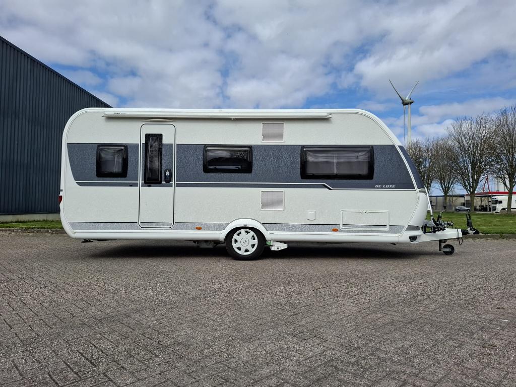 Hobby 540 KMFE 3x Stapelbed, Mover, Airco, Fietsendrager, Caravans en Kamperen, Caravans, Hobby, Treinzit, Particulier, Meer dan 6