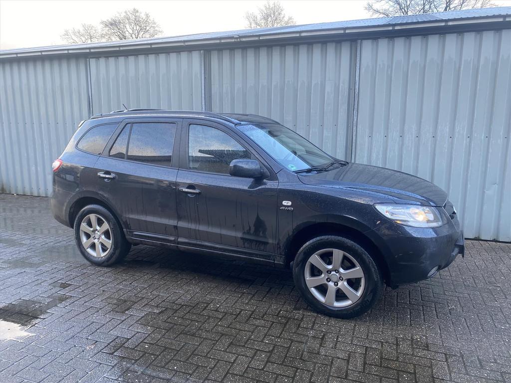 Hyundai Santa Fe 2.7 4WD AUT, Automaat, Santa Fe, Gebruikt, 2000 kg
