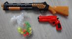 Speelgoed pistolen met plastic balletjes, Ophalen of Verzenden, Gebruikt