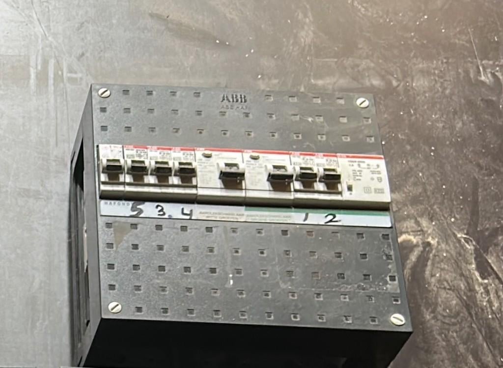 ABB Hafonorm 6 groepen 2x aardlek, Doe-het-zelf en Verbouw, Elektra en Kabels, Ophalen of Verzenden, Gebruikt, Overige typen