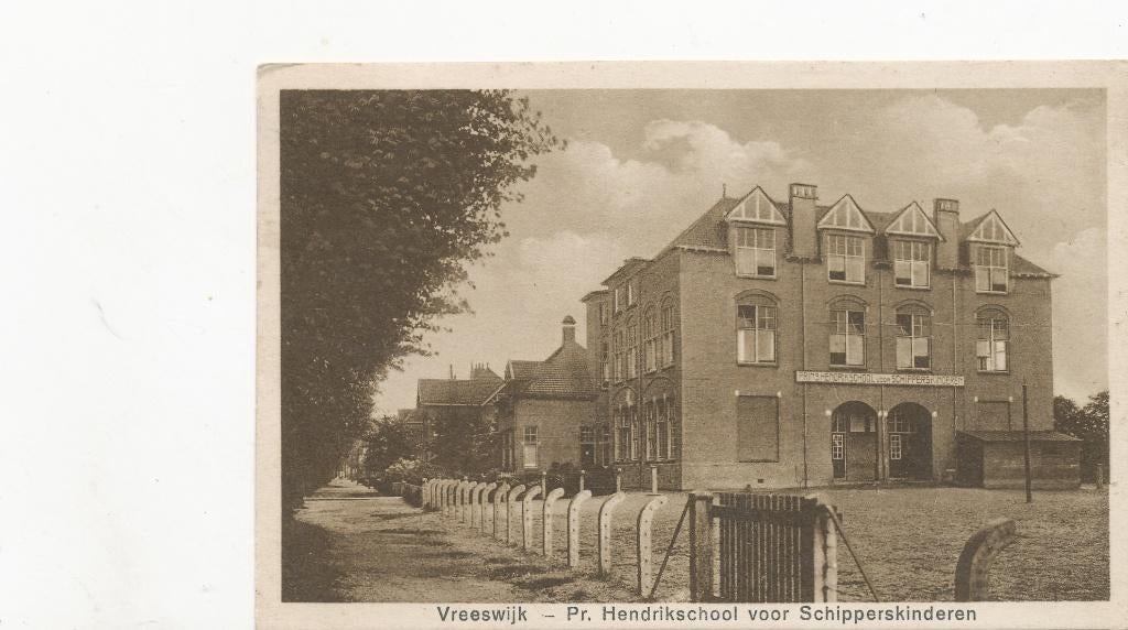 Vreeswijk 1929 School  voor Schipperskinderen, Verzamelen, Ansichtkaarten | Nederland, Verzenden, 1920 tot 1940, Gelopen, Waddeneilanden