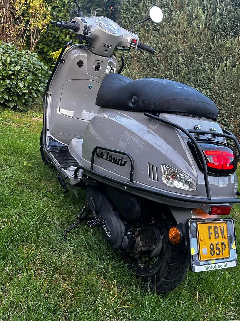 La Saouris Sourini 80cc bigboreKit, Fietsen en Brommers, Snorfietsen en Snorscooters, Zo goed als nieuw, Benzine, Ophalen, Overige merken