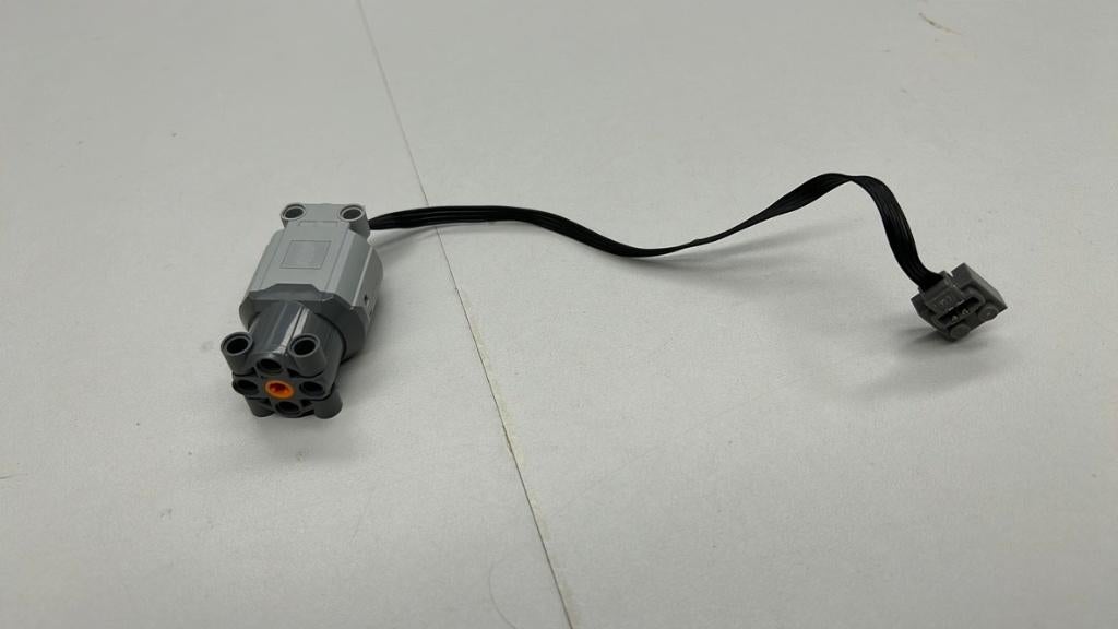 SB2430 Lego motor 6211504 ZGAN, Ophalen of Verzenden, Zo goed als nieuw