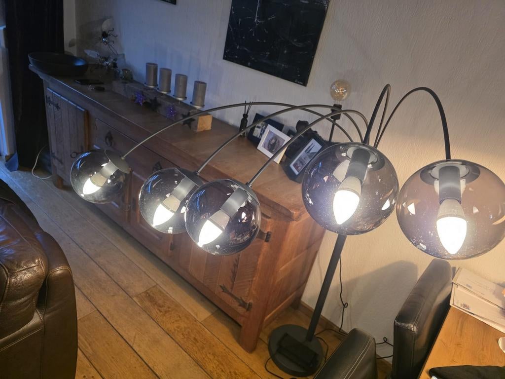 Vloerlamp met 5 bollen ophalen, Huis en Inrichting, Lampen | Vloerlampen, Ophalen of Verzenden