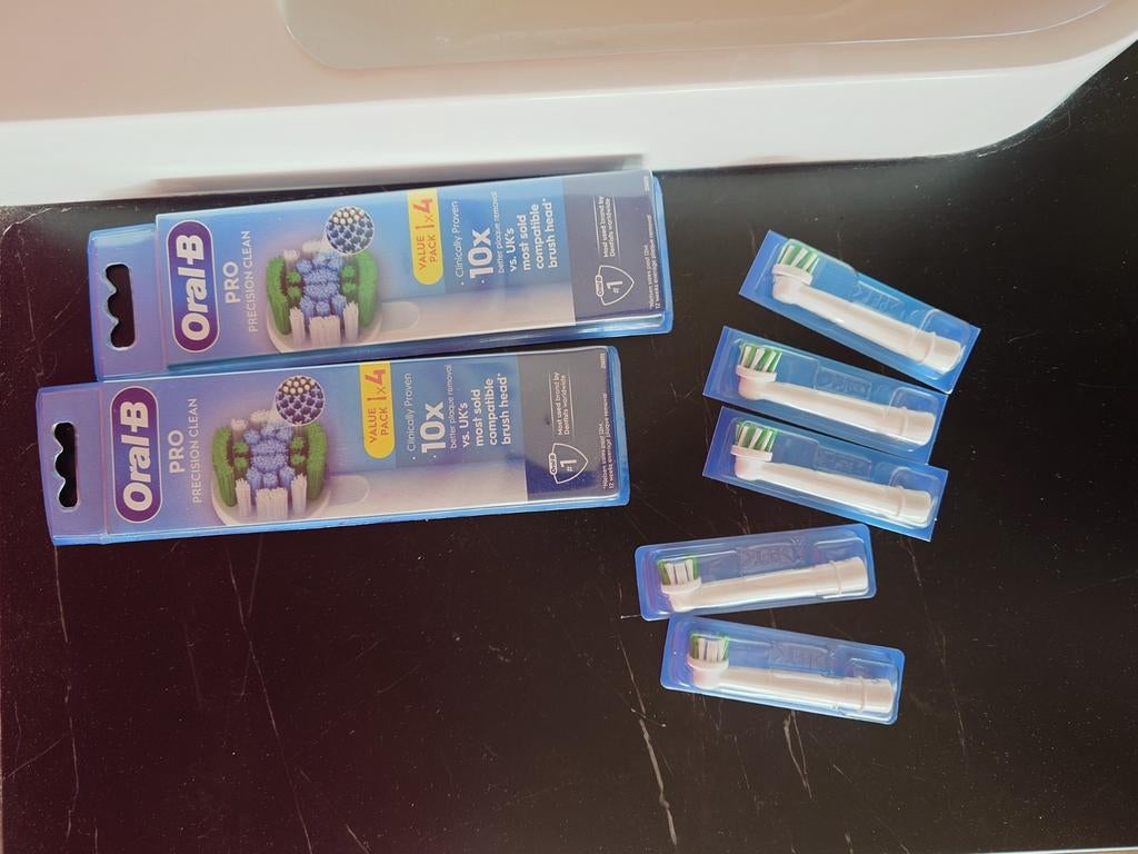 Oral-B Precision Clean opzetborstels - 13 stuks nieuw, Ophalen of Verzenden