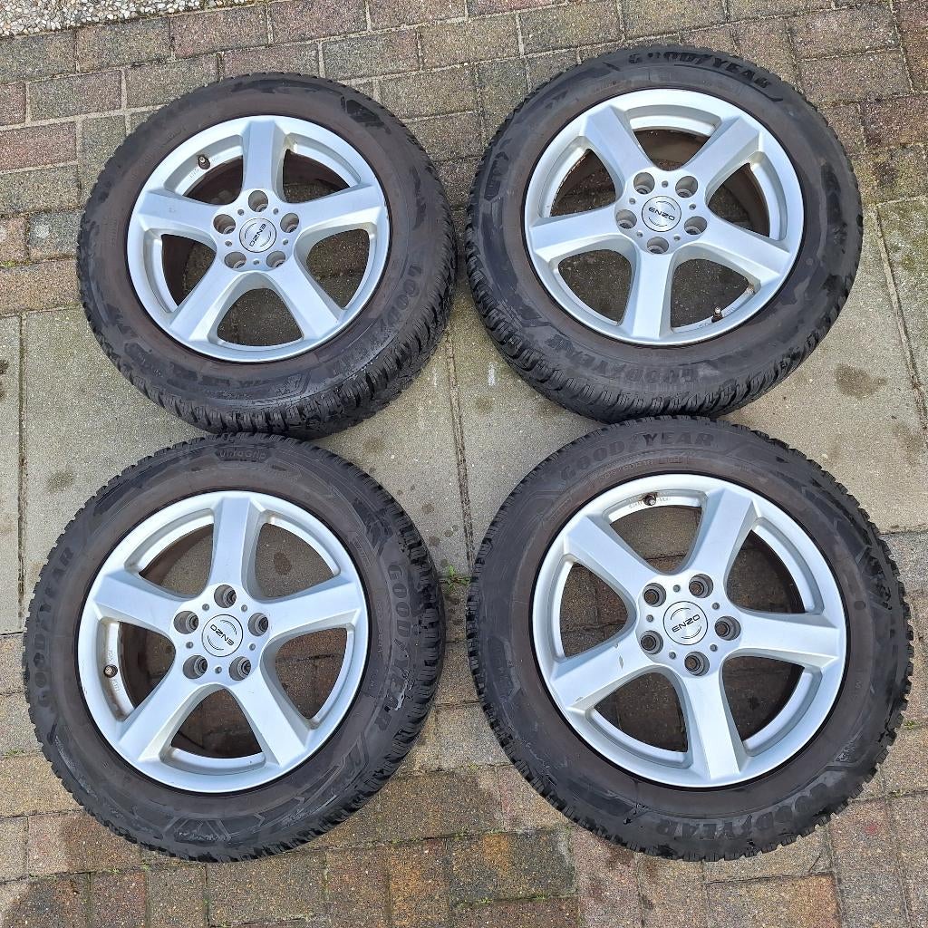 Winterbanden 205/60 R16 Goodyear Ultragrip 9+ 7mm aluminium, Ophalen, Gebruikt, Hyundai