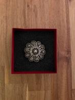 Antieke Zilveren Zeeuwse Knoop Broche - Filigrain, Ophalen of Verzenden, Gebruikt, 4 tot 7 cm, Zilver