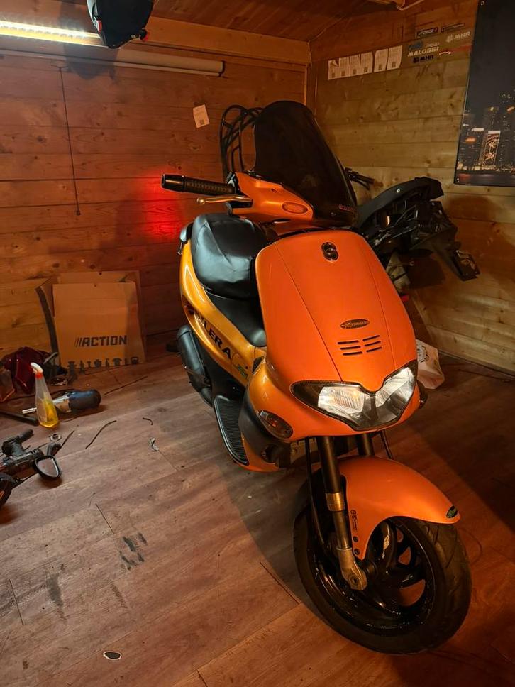 Gilera runner dd sp a1, Fietsen en Brommers, Scooters | Piaggio, Zo goed als nieuw, Overige modellen, Benzine, Ophalen of Verzenden