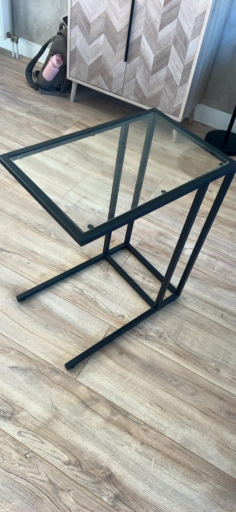 Bijzettafel, Huis en Inrichting, Tafels | Bijzettafels, Ophalen, Minder dan 55 cm, 60 cm of meer, Rechthoekig
