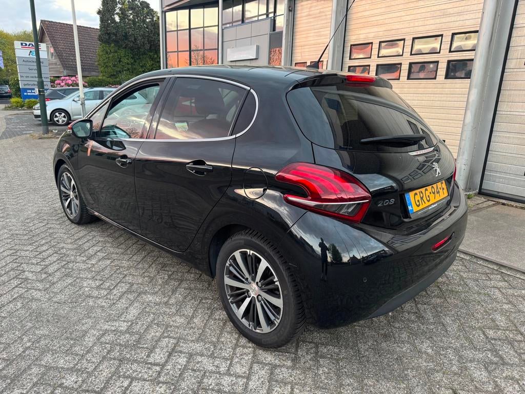 Peugeot 208 1.2 PureTech Roland Garros Airco, Pano, Cruise, Auto's, Voorwielaandrijving, Gebruikt, Euro 6, Bluetooth