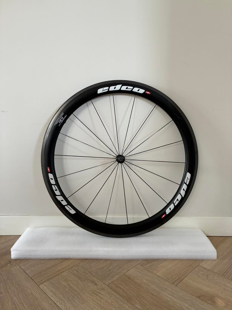 Edco carbon racefietsvoorwiel 50mm velgrem, Wiel, Gebruikt, Ophalen of Verzenden, Racefiets