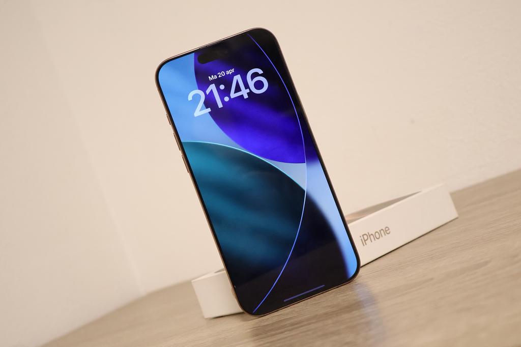 Apple iPhone 16 Pro Max 256GB Goud Titanium, Telecommunicatie, Mobiele telefoons | Apple iPhone, Zo goed als nieuw, 256 GB, Zonder abonnement