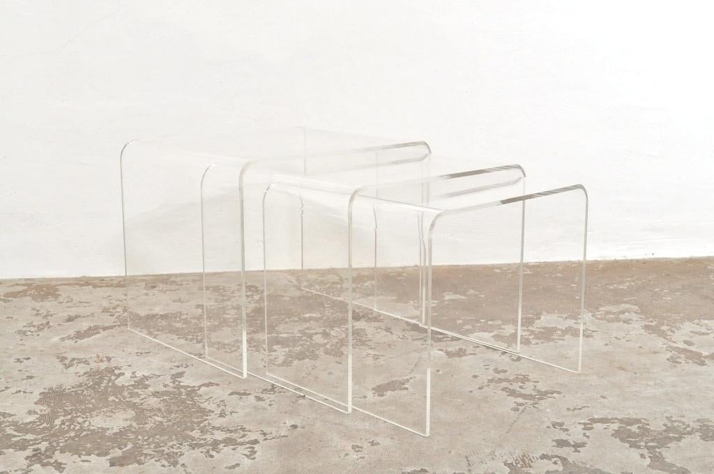 Vintage plexiglas mimiset 3 tafeltjes bijzettafeltjes 70's, Minder dan 45 cm, Minder dan 55 cm, Gebruikt, Ophalen of Verzenden