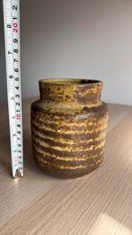 Mobach vintage vaas in goede staat., Overige kleuren, Aardewerk of Porselein, Ophalen of Verzenden, Zo goed als nieuw