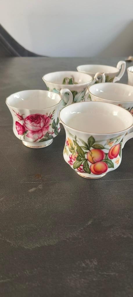 Vintage Theekopjes - 7 stuks, Gebruikt, Ophalen of Verzenden, Glas, Overige stijlen