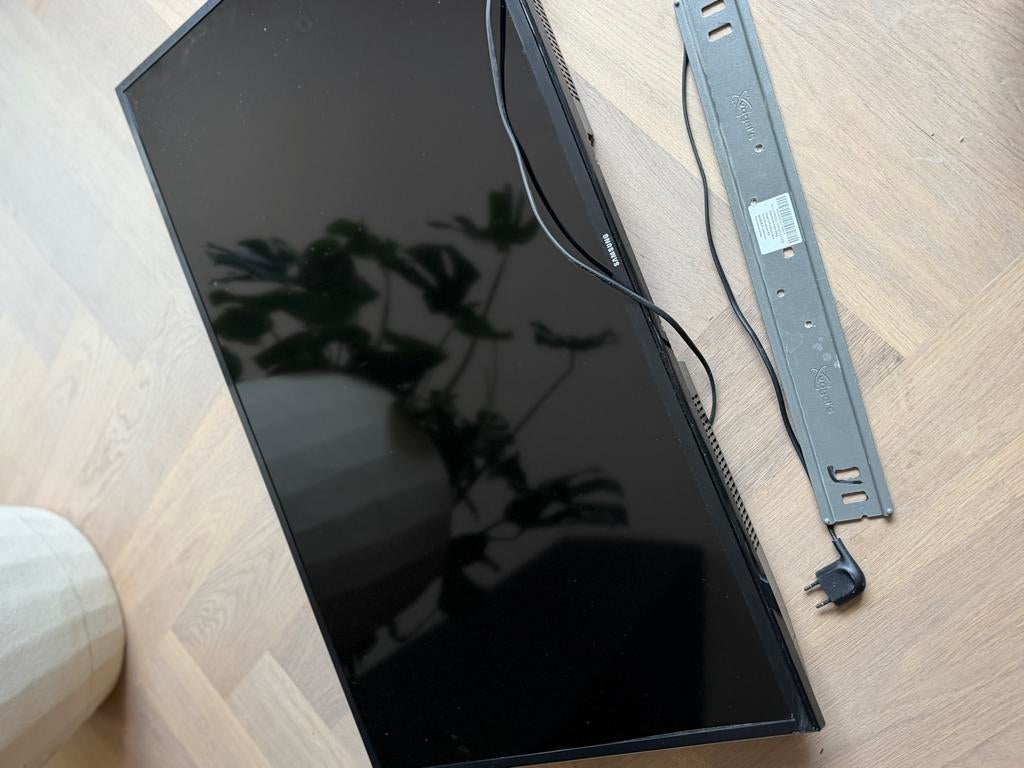 Samsung UE40MU6100WXXN 40 inch 4K UHD Smart TV met muurbeuge, Audio, Tv en Foto, Televisies, 50 Hz, Ophalen of Verzenden, Samsung