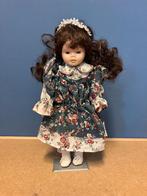 Vintage porseleinen popje - 32 cm, Ophalen of Verzenden, Zo goed als nieuw, Pop