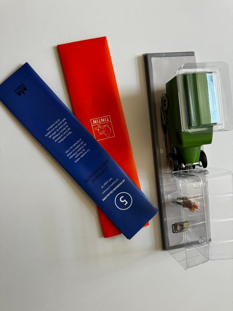 Kuifje auto transport serie nr 5 van 6. Nieuwstaat, Verzamelen, Ophalen of Verzenden, Kuifje, Nieuw, Beeldje of Figuurtje