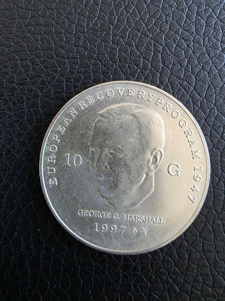 Zilveren munt van 10 gulden uit 1997, Postzegels en Munten, Munten | Nederland, Ophalen of Verzenden, Koningin Beatrix, 10 gulden