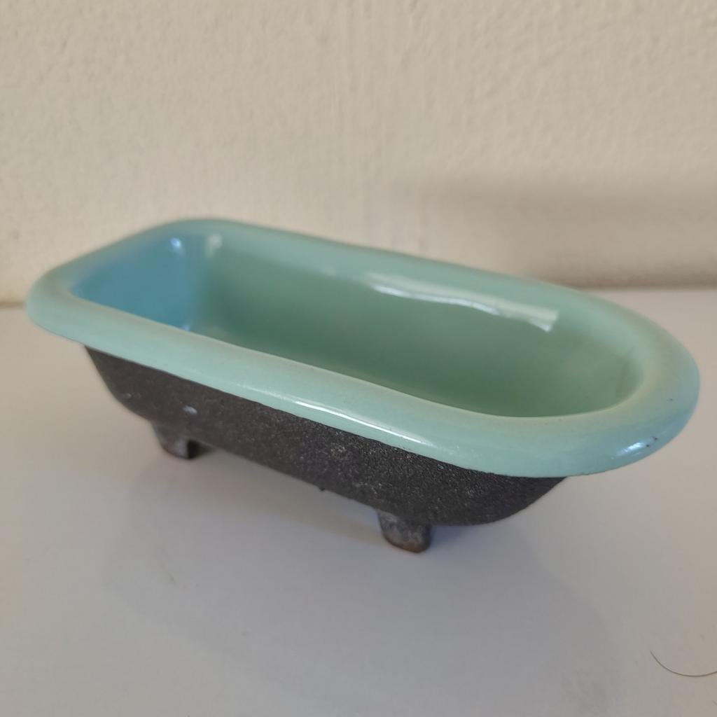 Gietijzeren miniatuur bad, Verzamelen, Ophalen of Verzenden, Zo goed als nieuw, Poppenhuis