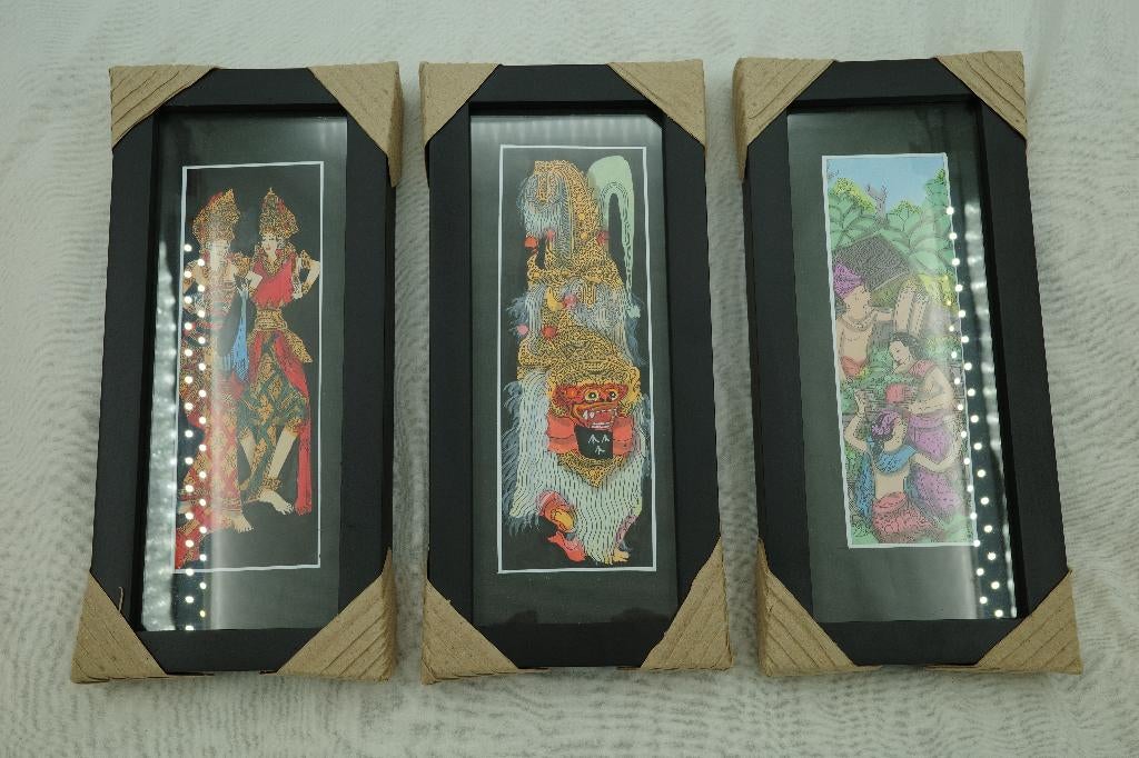 Set van 3 ingelijste Balinese kunstwerken – hout & glas, Ophalen of Verzenden
