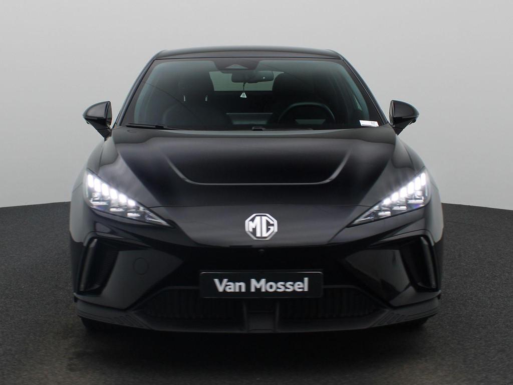 MG 4 Long Range 64kWh Luxury | Navi | 360 Camera | Led Kopla, Auto's, MG, Automaat, 12 maanden, 1675 kg, Zwart