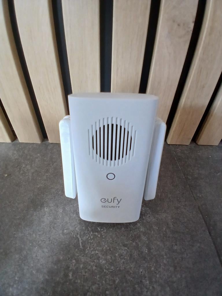 Eufy Security HomeBase 2, Doe-het-zelf en Verbouw, Alarmsystemen, Draadloos, Ophalen of Verzenden, Zo goed als nieuw, Compleet systeem