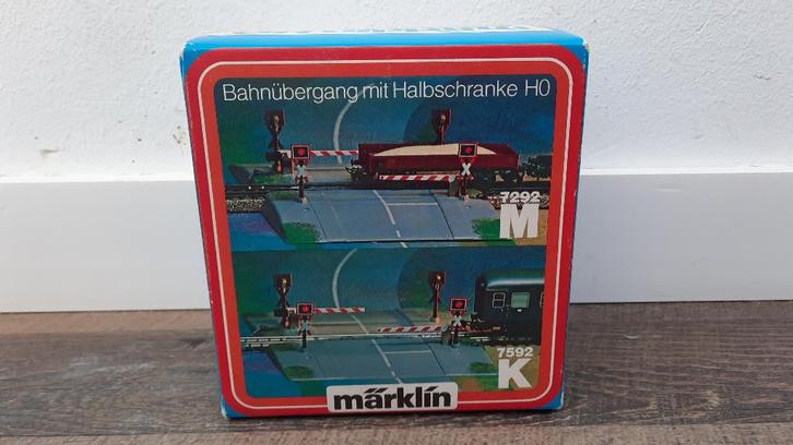 Marklin H0 7592k Volautomatische Spoorweg Overweg, Compleet, Hobby en Vrije tijd, Modeltreinen | H0, Gebruikt, Overige typen, Wisselstroom