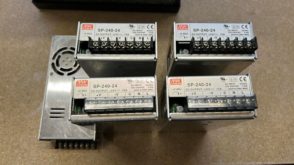 Mean Well voeding SP-240-24 5 stuks nog prima evt led strips, Hobby en Vrije tijd, Elektronica-componenten, Ophalen of Verzenden