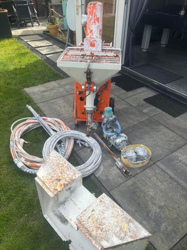 PFT Ritmo M gipsspuit, Ophalen, Zo goed als nieuw