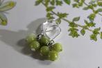Jade edelsteen oorbellen , groene steen, Hangers, Nieuw, Ophalen of Verzenden, Met edelsteen