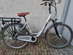 Stokvis elektrische damesfiets met goede accu en lader, Ophalen, Gebruikt, 30 tot 50 km per accu, Overige merken