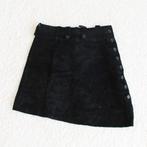 Mooie Suede Need You Rok (Maat 38) - 12 € 50,-, Kleding | Dames, Rokken, Maat 38/40 (M), Zwart, Ophalen of Verzenden, Zo goed als nieuw