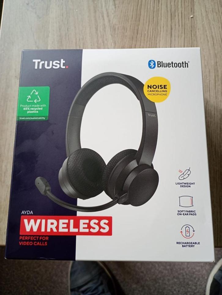Nieuwe trust headset / koptelefoon bluetooth, Computers en Software, Headsets, Nieuw, Over-ear, Draadloos, Ophalen