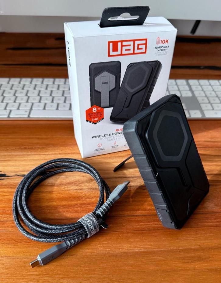 Powerbank - UAG Rugged 10K - nieuw, Telecommunicatie, Powerbanks, Nieuw, Ophalen of Verzenden