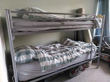 Stapelbed beschikbaar voor biedingen