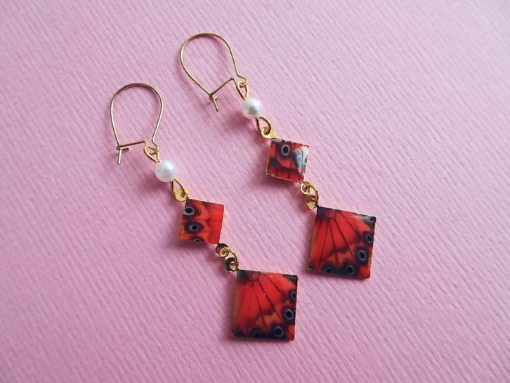 jwg Vintage 70s 80s vlinder parel hanger oorbellen rood goud, Sieraden, Tassen en Uiterlijk, Antieke sieraden, Oorbellen, Overige materialen