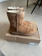 Ugg 38, Ophalen of Verzenden, Zo goed als nieuw, Bruin