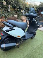 Piaggio Zip 4T, Fietsen en Brommers, Scooters | Piaggio, Ophalen, Gebruikt, Maximaal 45 km/u, Zip