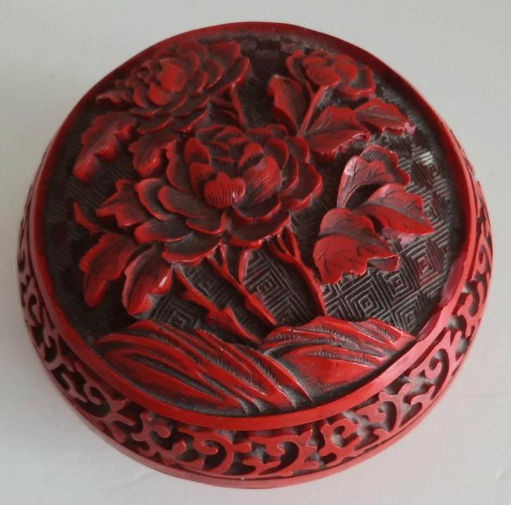 Chinese lakdoosje/dekseldoos, Huis en Inrichting, Woonaccessoires | Overige, Gebruikt, Ophalen of Verzenden