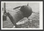 Zeemijn wordt uitgezet door Duitse mijnenlegger., Verzenden, Marine, Duitsland, Foto of Poster
