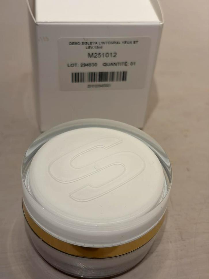 Sisley Sisleÿa L'Intégral Anti-Âge Crème Oogcontour 15 ml, Sieraden, Tassen en Uiterlijk, Uiterlijk | Gezichtsverzorging, Nieuw