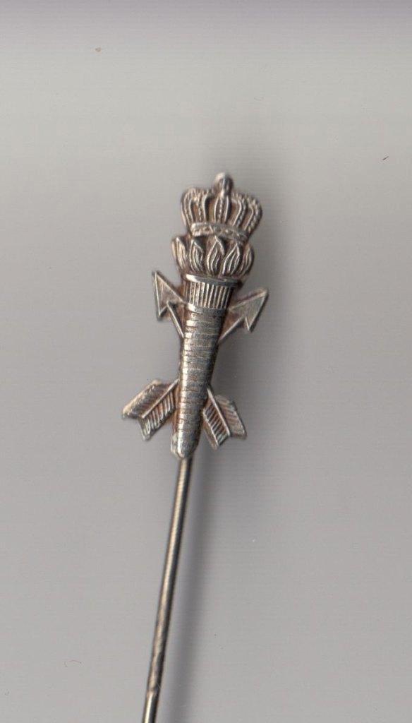 KM Koninklijke Marine Onder-Officier Machinist speldje, Verzamelen, Militaria | Algemeen, Marine, Embleem of Badge, Nederland