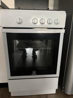 Gasfornuis met oven, Witgoed en Apparatuur, Fornuizen, Ophalen, 4 kookzones, Zo goed als nieuw, Gas