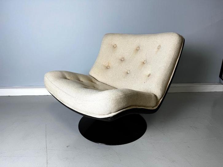 Vintage Artifort draaifauteuil F976 Geoffrey Harcourt., Huis en Inrichting, Fauteuils, Gebruikt, 50 tot 75 cm, 75 tot 100 cm, Ophalen of Verzenden