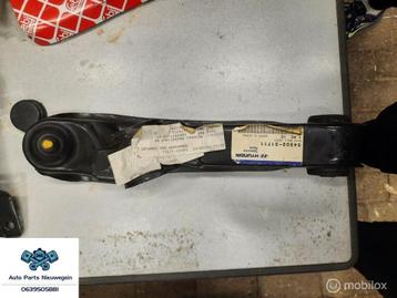 Draagarm rechtsvoor Hyundai Stellar ('84-'88) 54502-31771 beschikbaar voor biedingen