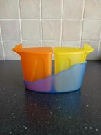 Vrolijke set van Tupperware, 2 strooibusjes met houder, Huis en Inrichting, Keuken | Tupperware, Ophalen of Verzenden, Zo goed als nieuw