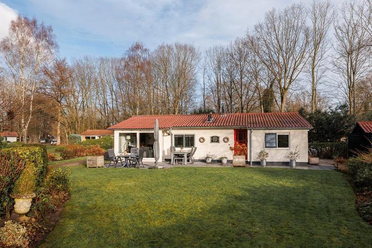 Prachtige recreatiebungalow op 723 m² eigen grond te Exloo, Huizen en Kamers, Recreatiewoningen te koop, Drenthe, Bungalow, Verkoop zonder makelaar