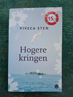 Viveca Sten - Hogere kringen, Gelezen, Viveca Sten, Ophalen of Verzenden, Nederland